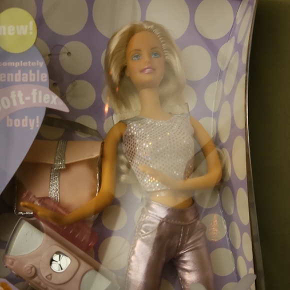 Dance 'n flex Barbie doll soft- flex body 2002 metal 47405. - Picture 5 of 5